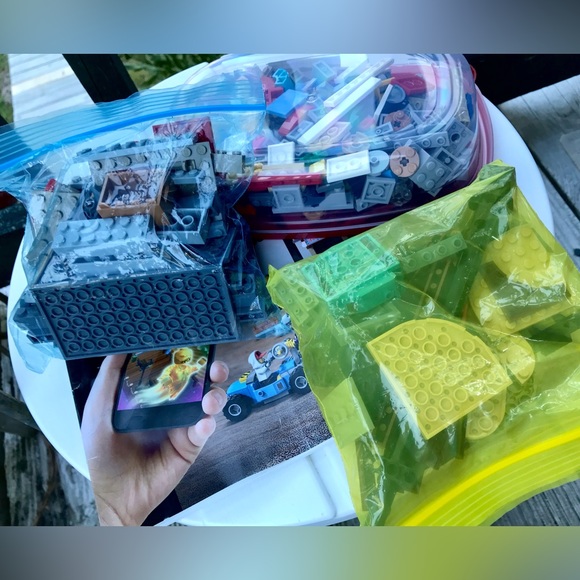 LEGO Hidden Side 70422 Shrimp Shack Attack Building Block Set *Missing One Leaf - Picture 11 of 16